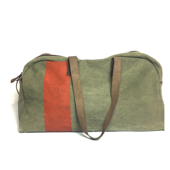Everlane Handbags - Everlane Weekender Moss Green Duffle Bag